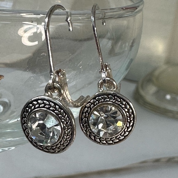 Chic silvertone cubic zirconia Napier earrings - Picture 5 of 6